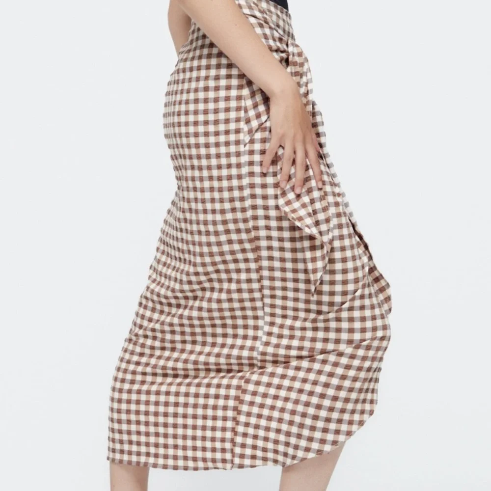 Zara Wrap Skirt - Picture 9 of 16